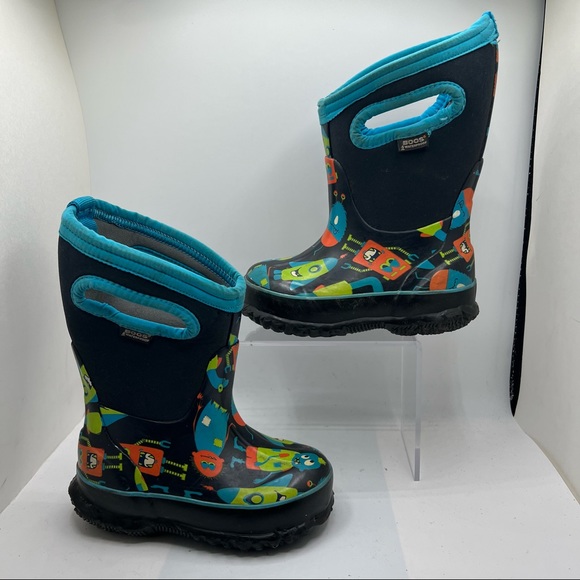 Bogs Other - BOGS Toddler Size 7 Monsters Solid Waterproof Insulated Winter Snow Boots